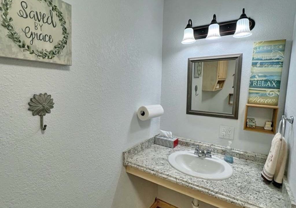 Photo of Bathroom in Capulin