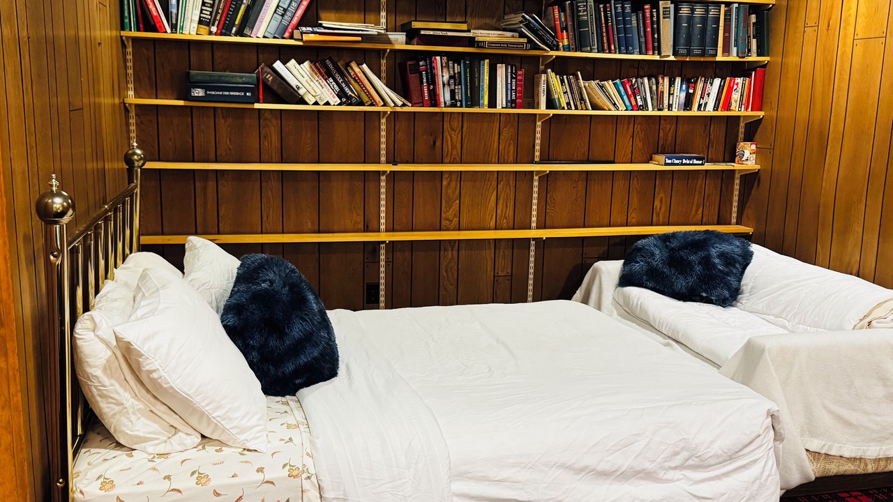 Photo of Bedroom in Lincoln