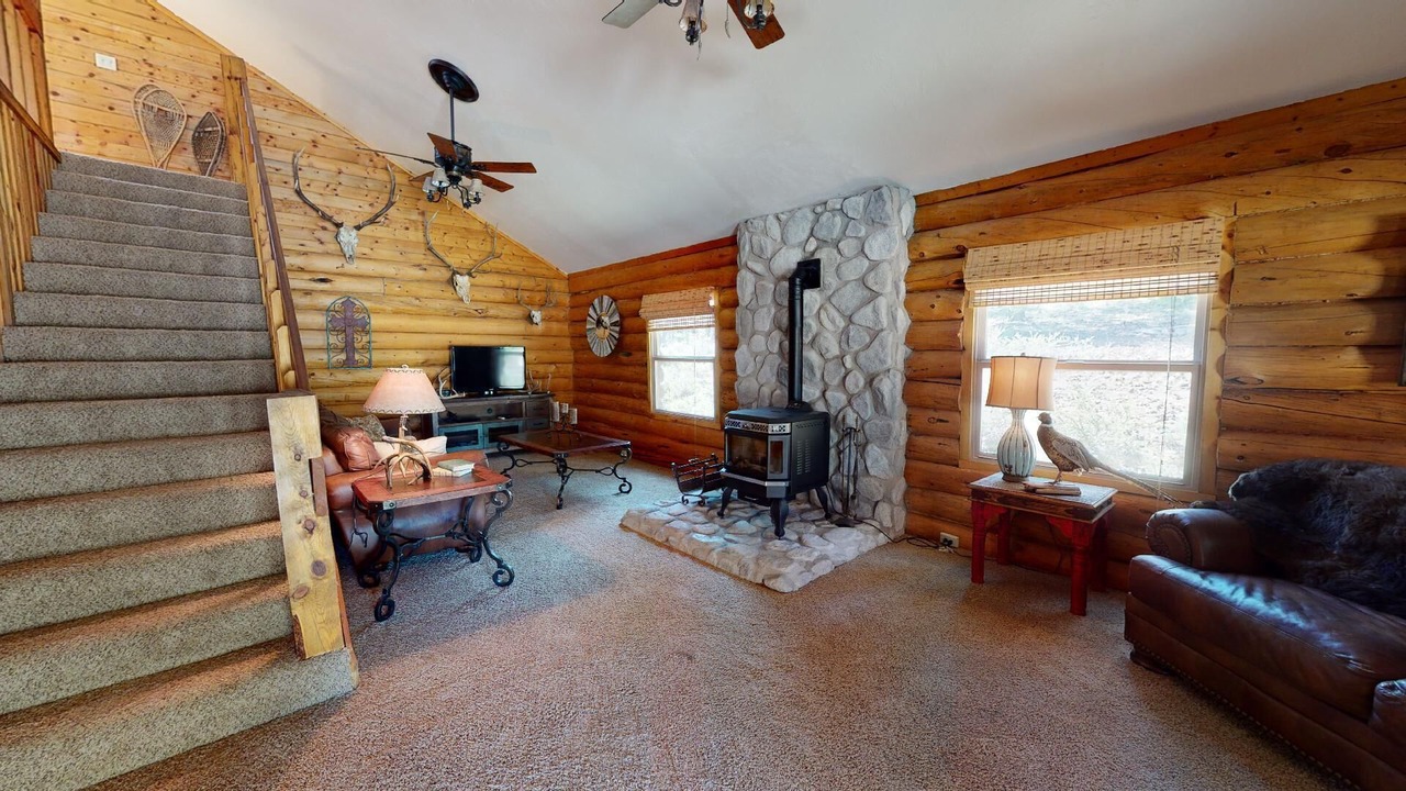 Photo of Livingroom in Powderhorn