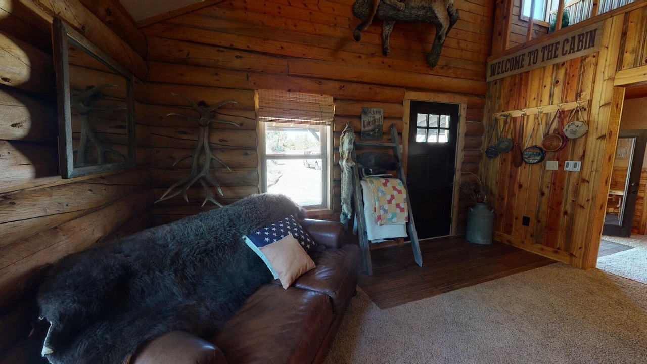 Photo of Livingroom in Powderhorn