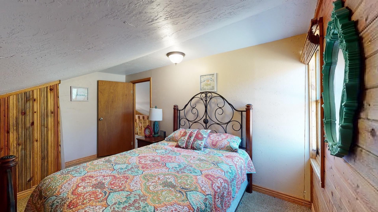 Photo of Bedroom in Powderhorn