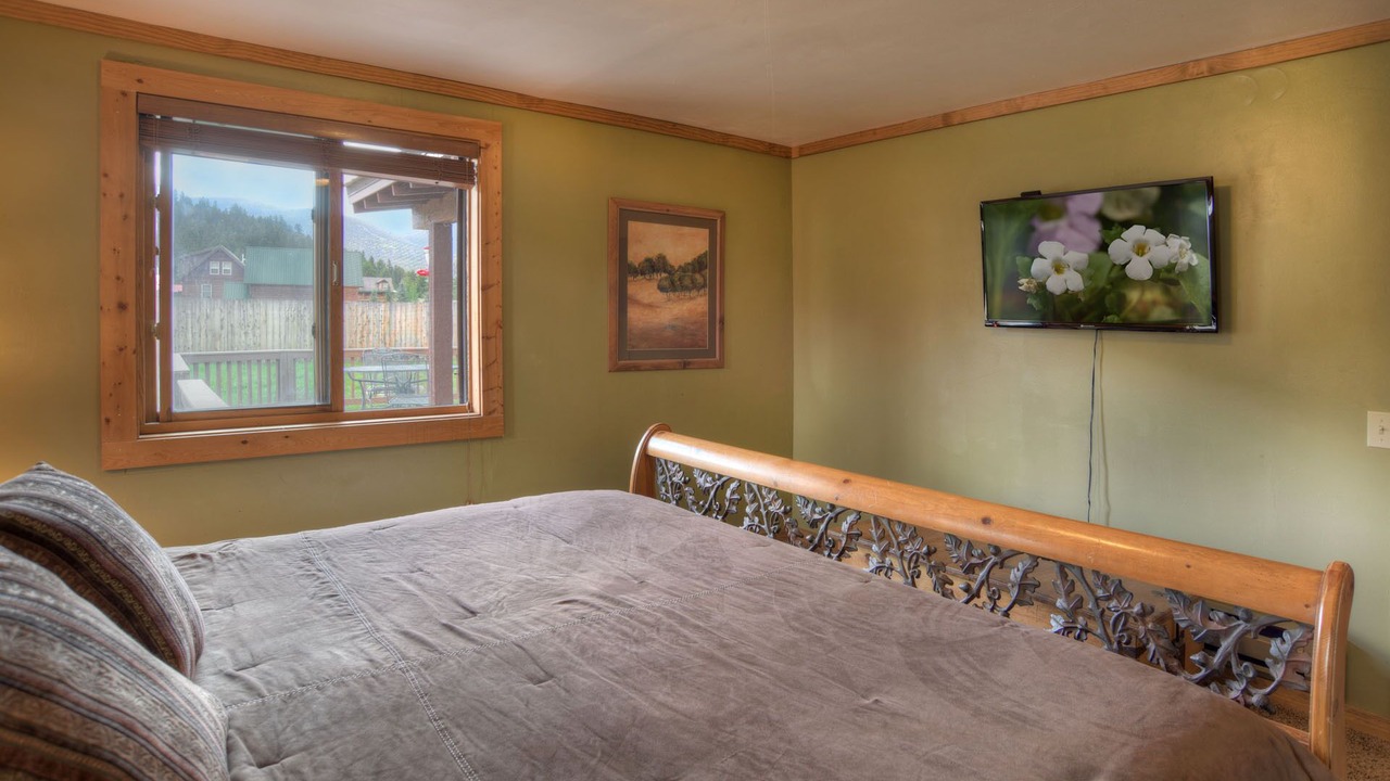 Photo of Bedroom in South Fork
