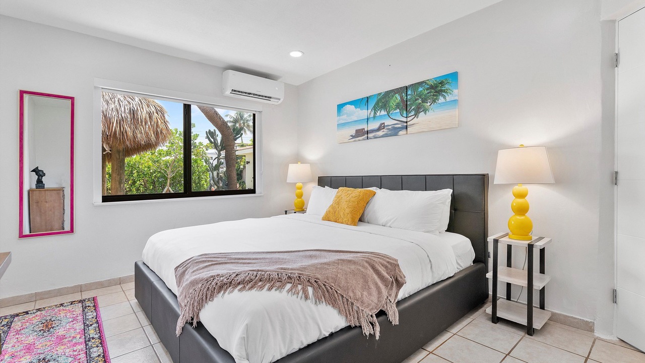 Photo of Bedroom in North Beach