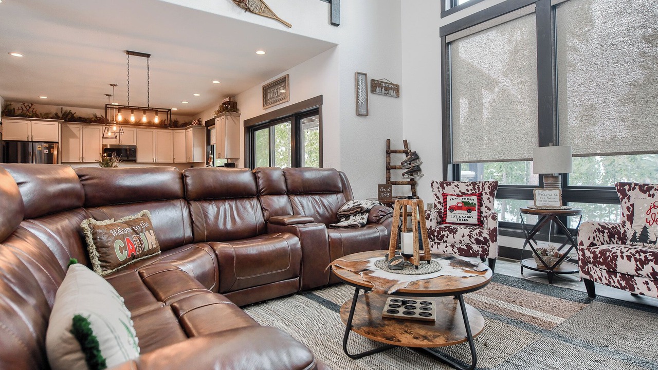 Photo of Livingroom in Lead