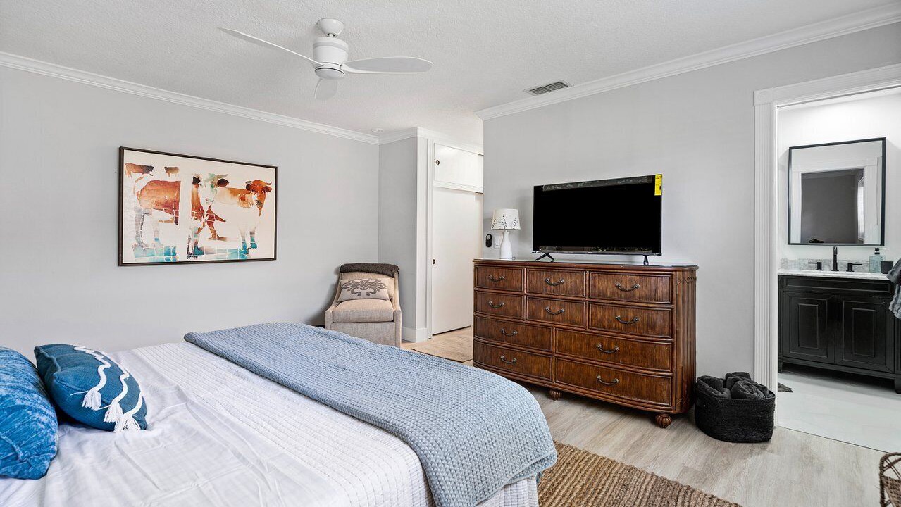 Photo of Bedroom in Lighthouse Point