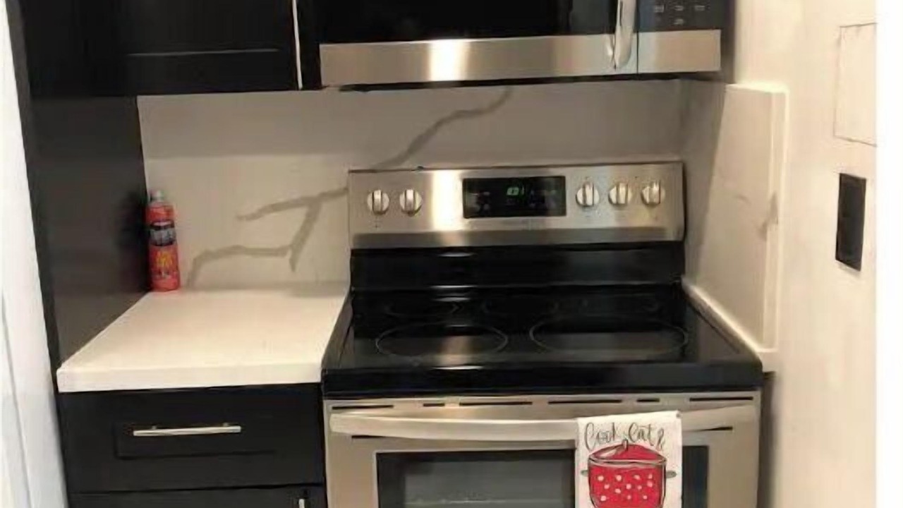 Photo of Kitchen in Miami Gardens
