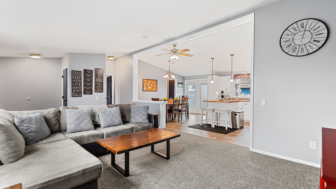 Photo of Livingroom in Hermosa