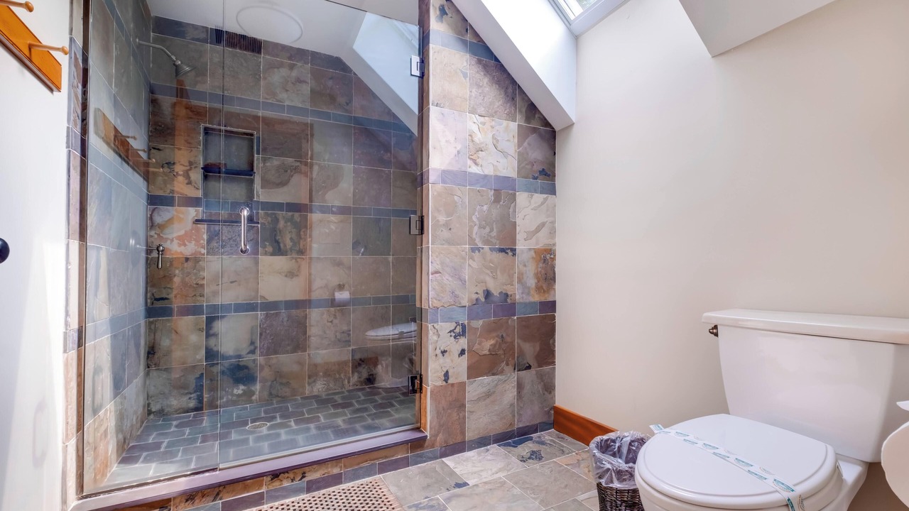 Photo of Bathroom in Lincoln