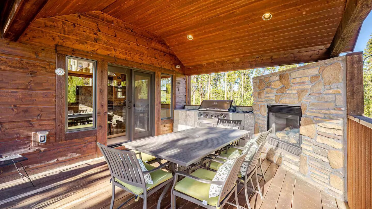 Photo of Livingroom in Grand Lake