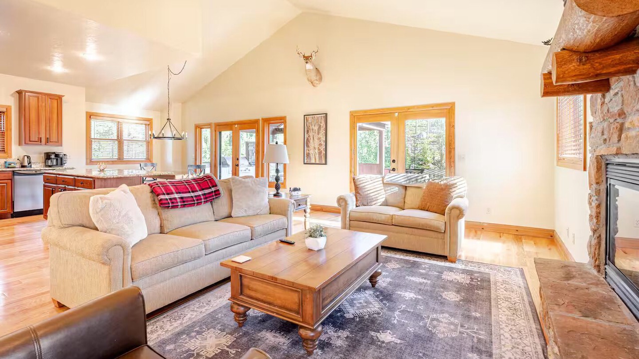 Photo of Bedroom in Grand Lake
