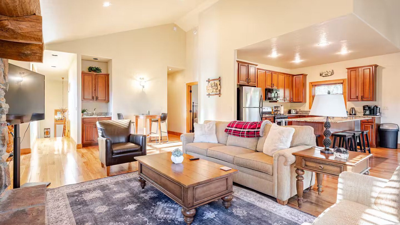 Photo of Bedroom in Grand Lake