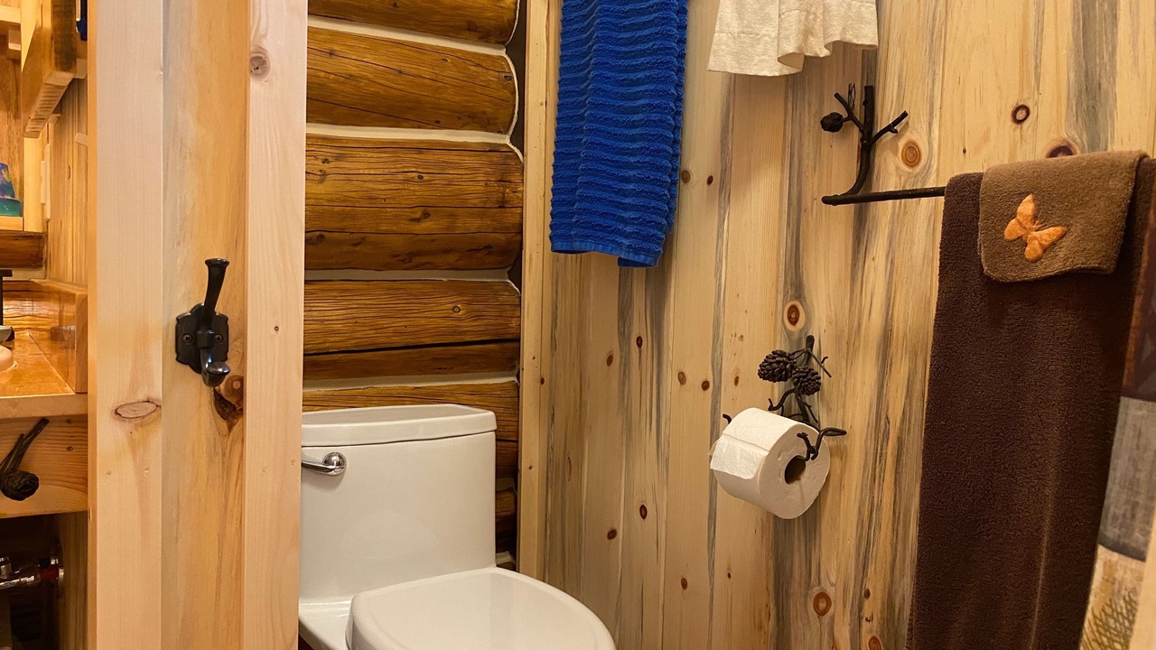 Photo of Bathroom in Lake City