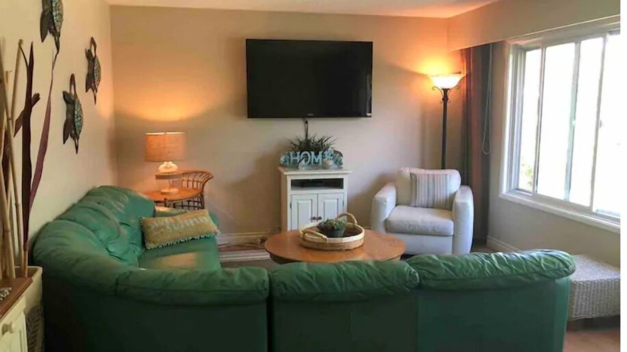 Photo of Livingroom in Okanagan-Similkameen