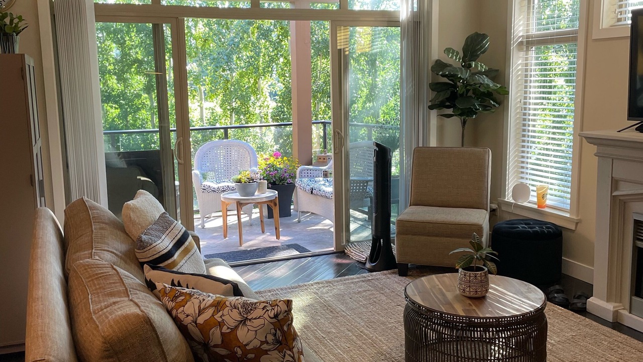 Photo of Livingroom in Westbank