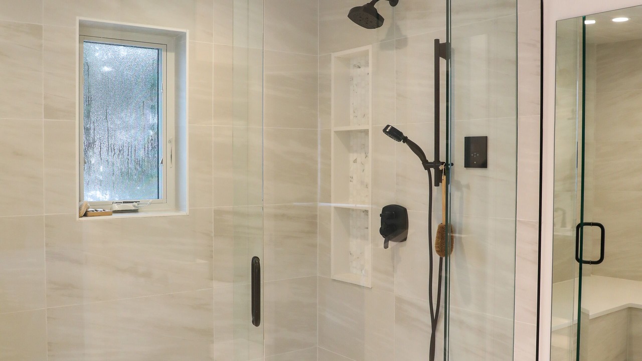 Photo of Bathroom in Basalt