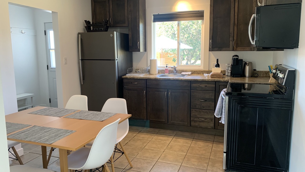 Photo of Kitchen in Okanagan-Similkameen