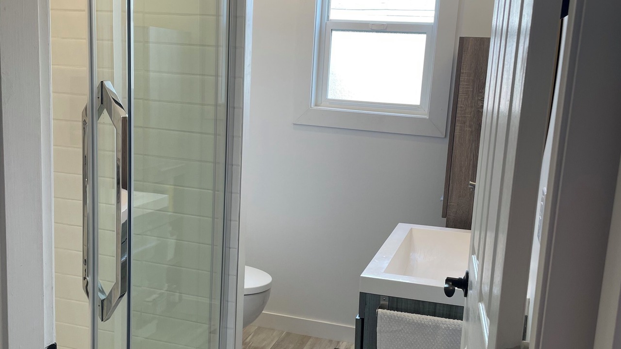 Photo of Bathroom in Okanagan-Similkameen