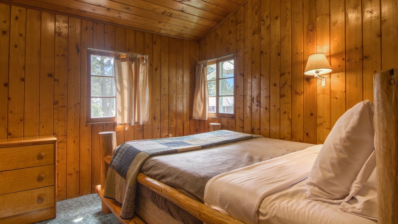 Photo of Bedroom in East Kootenay