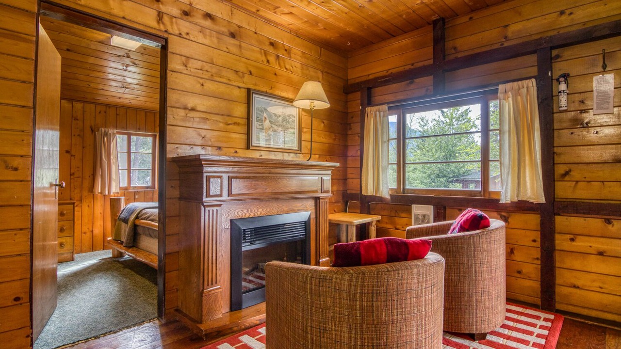 Photo of Bedroom in East Kootenay