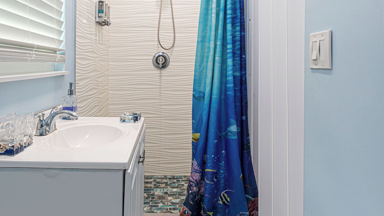 Photo of Bathroom in Mango Groves