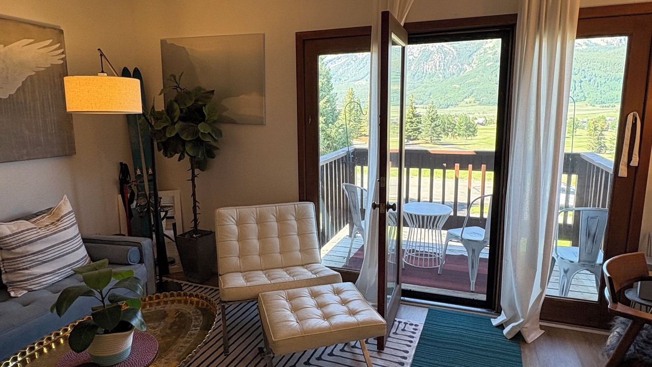 Photo of Livingroom in Crested Butte