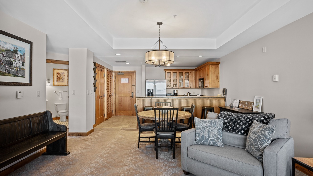 Photo of Livingroom in Mount Crested Butte