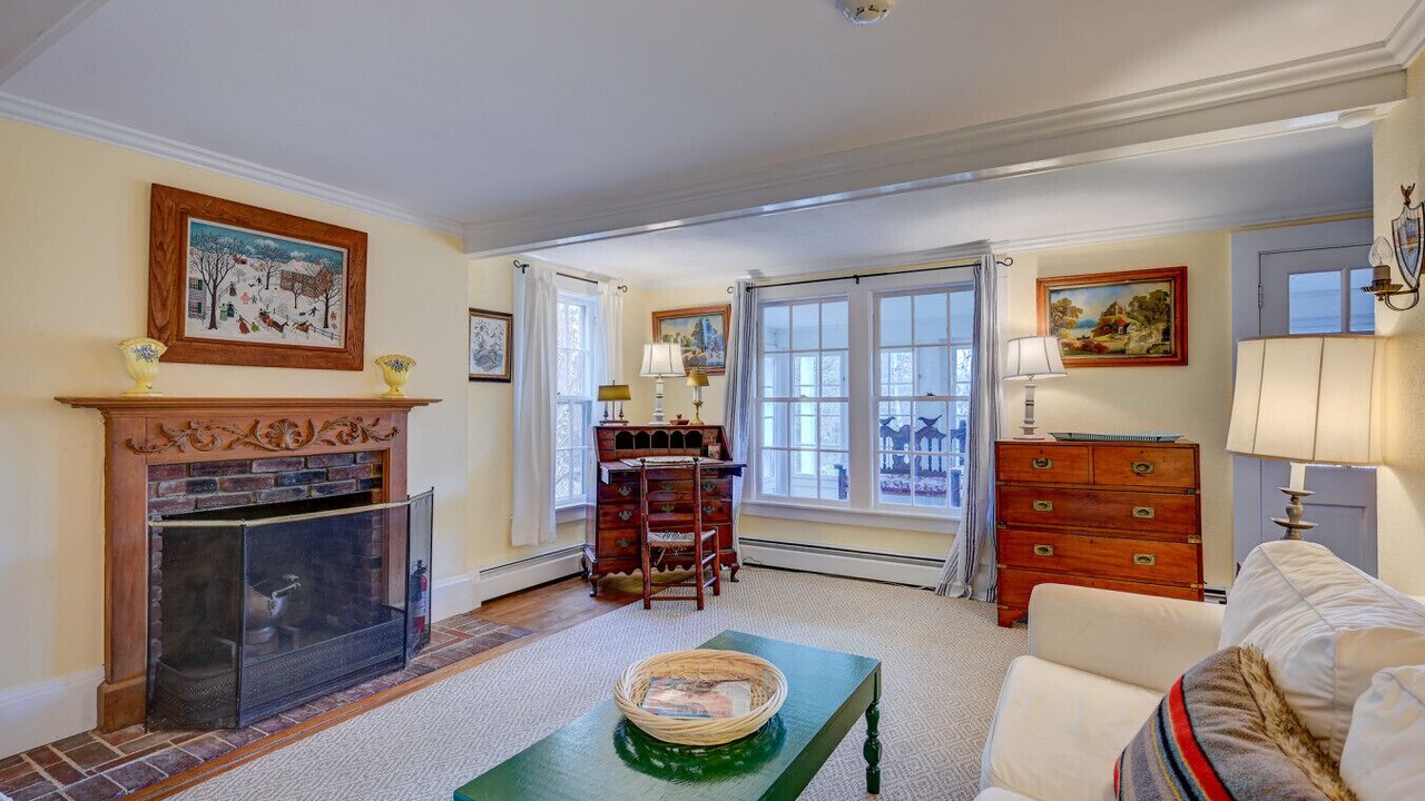 Photo of Livingroom in Bartlett