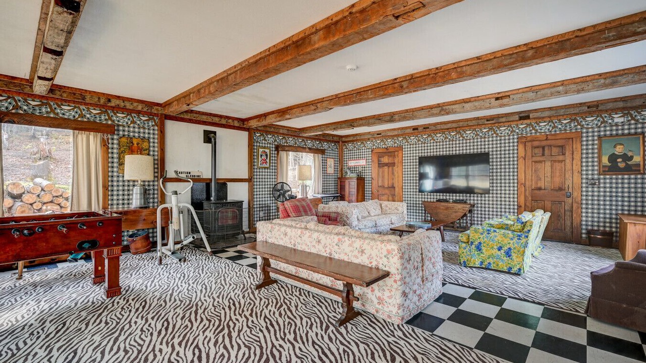 Photo of Livingroom in Bartlett