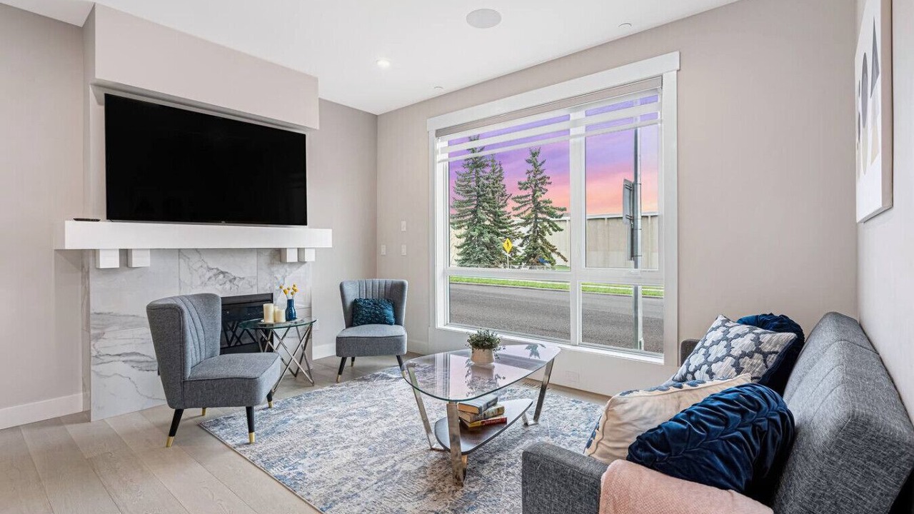Photo of Livingroom in Marda Loop