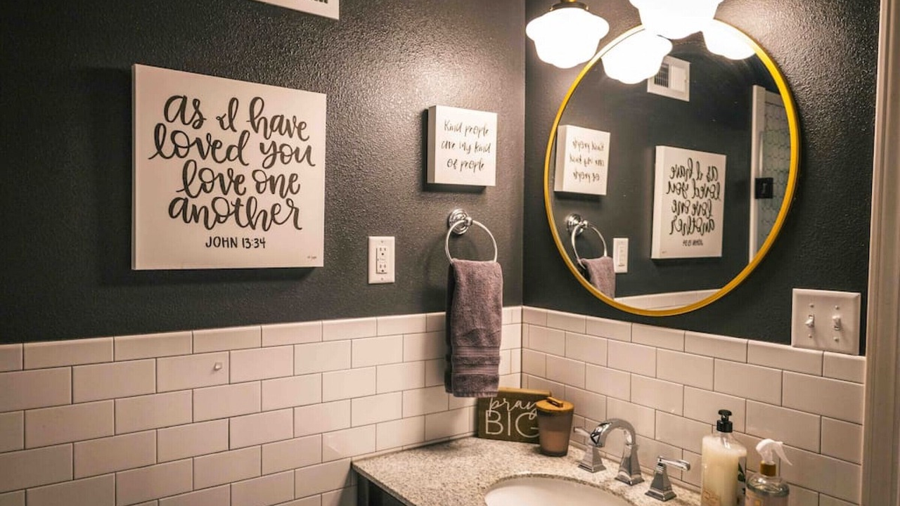 Photo of Bathroom in Cheyenne