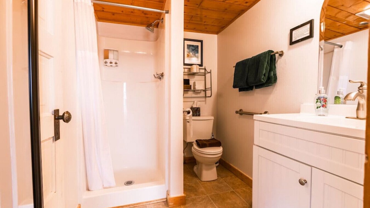 Photo of Bathroom in Centennial