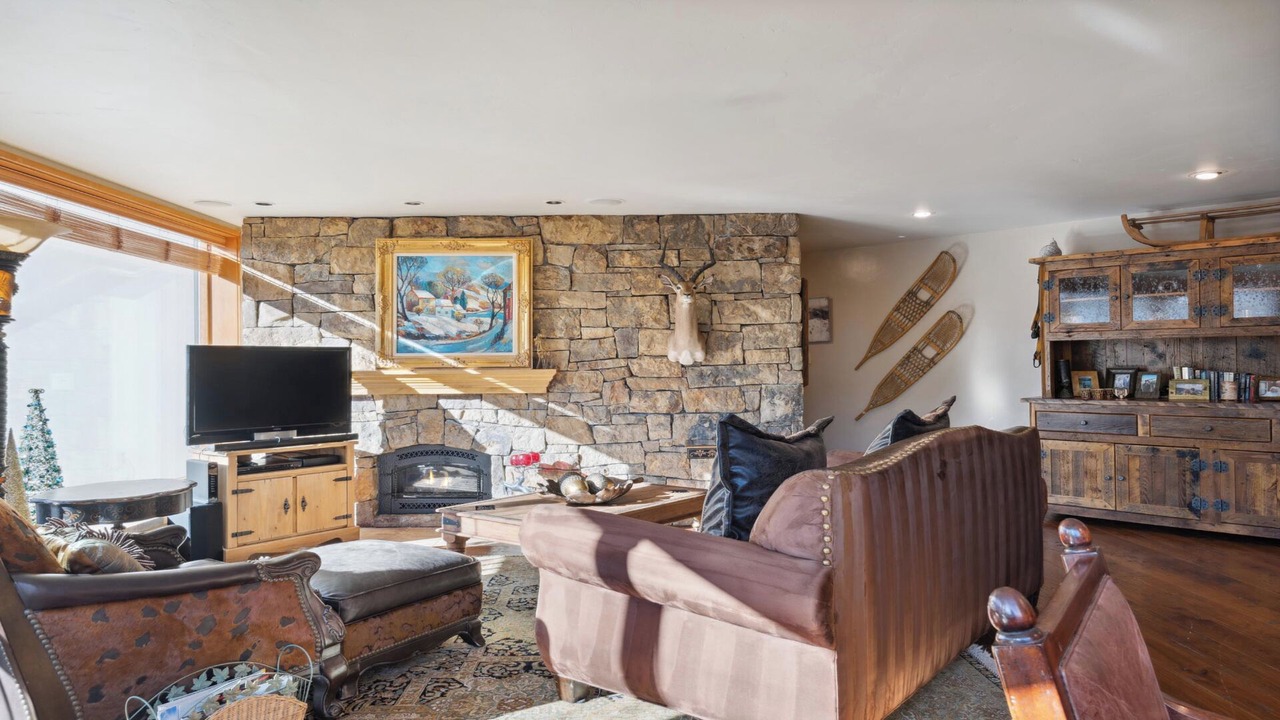 Photo of Livingroom in Vail