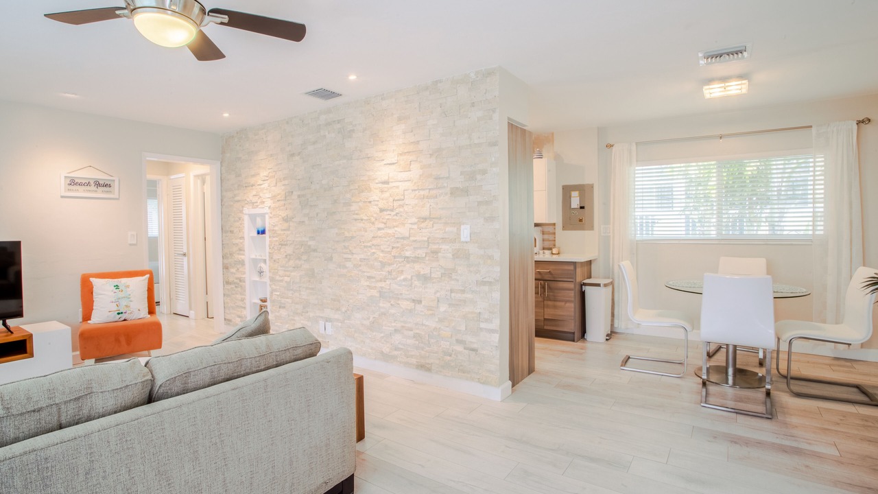 Photo of Livingroom in East Fort Lauderdale
