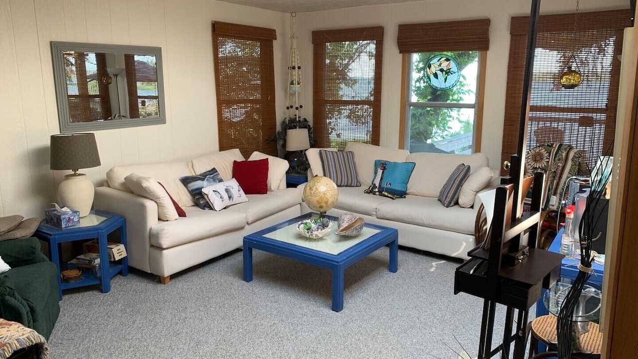 Photo of Livingroom in Silver Sands
