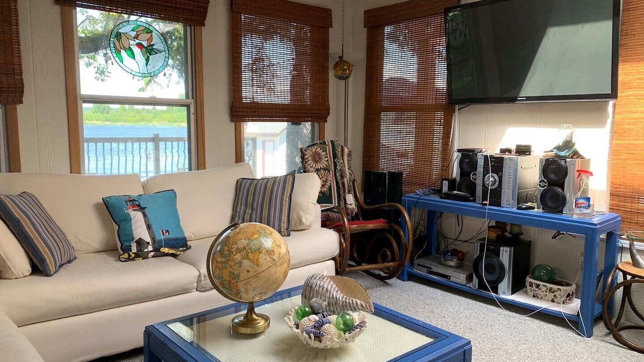 Photo of Livingroom in Silver Sands