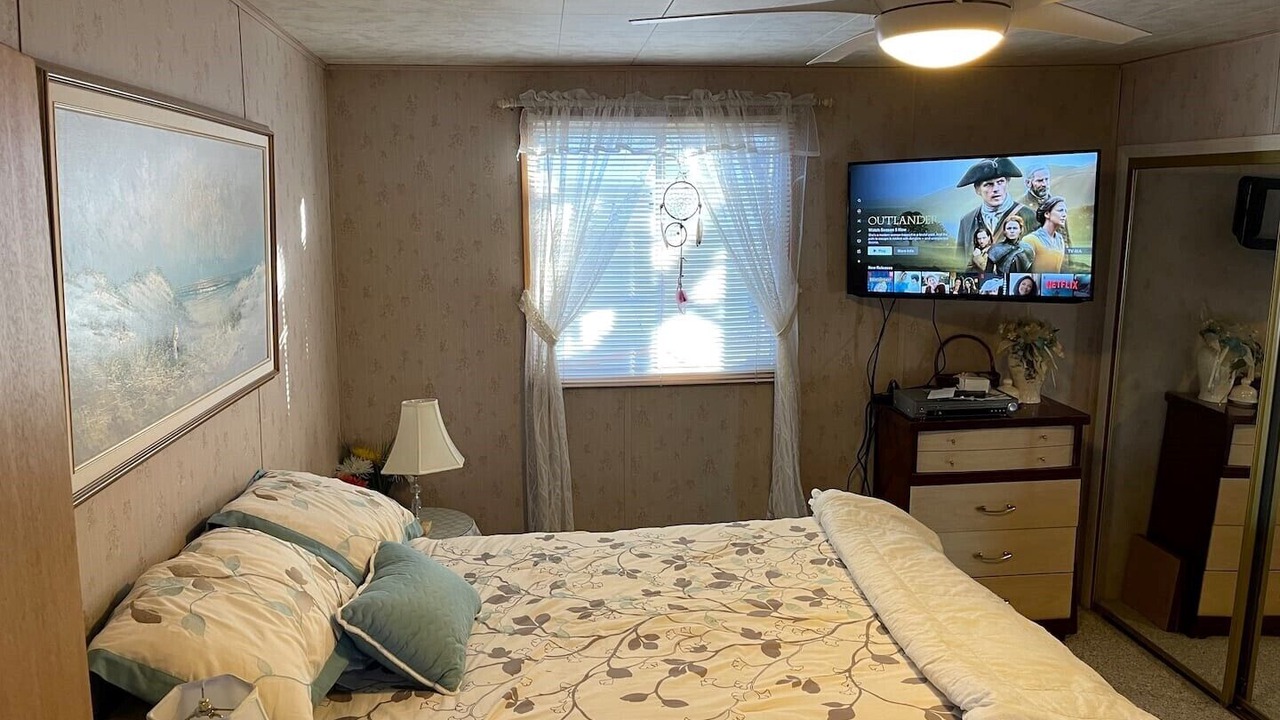 Photo of Bedroom in Silver Sands