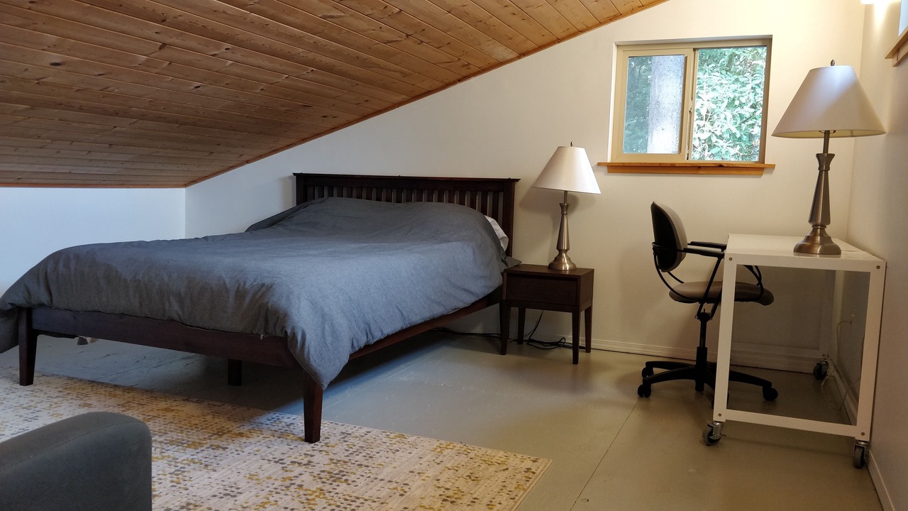 Photo of Bedroom in Salt Spring Island