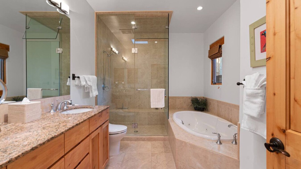 Photo of Bathroom in North Hills