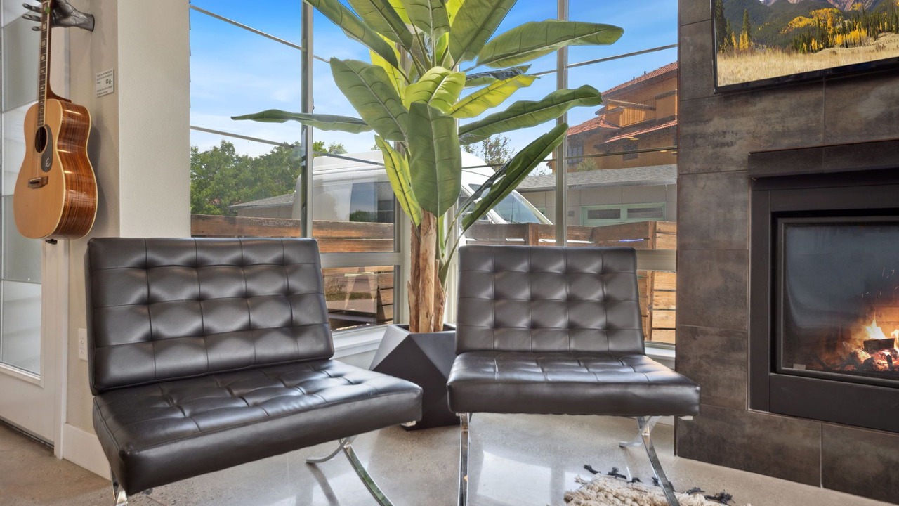 Photo of Livingroom in Old Town North