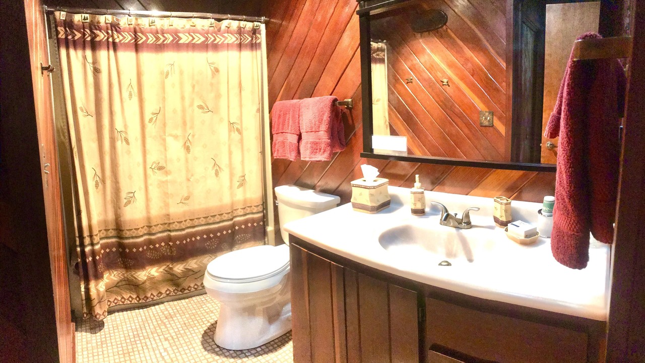 Photo of Bathroom in Custer