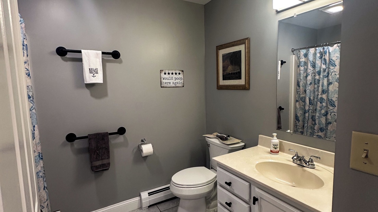 Photo of Bathroom in Malletts Bay