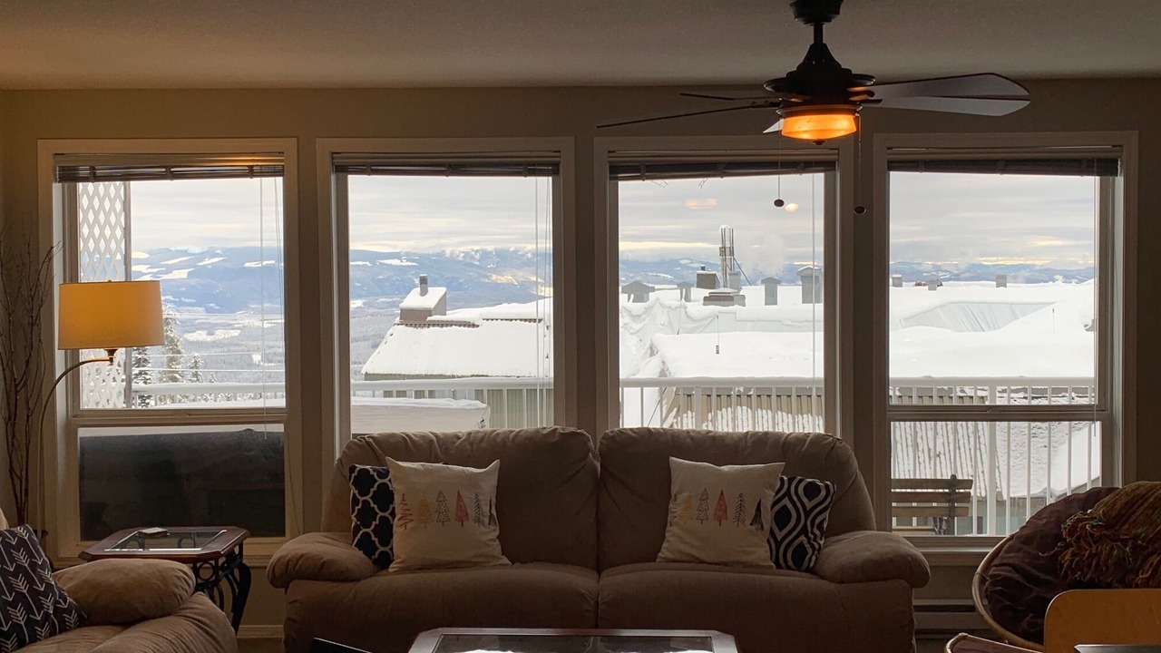Photo of Livingroom in Big White Ski Resort