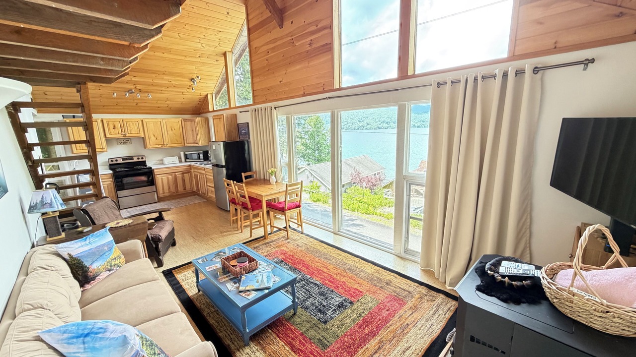 Photo of Livingroom in Town of Putnam