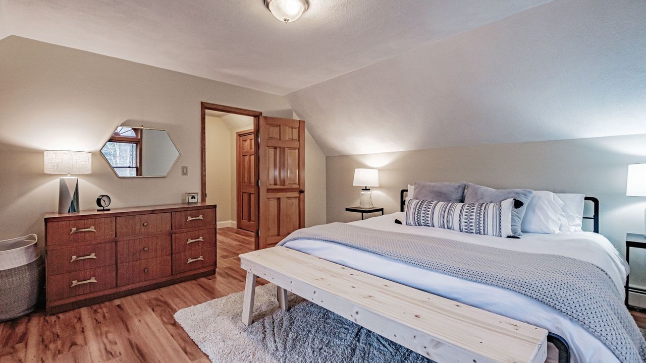 Photo of Bedroom in Bethel