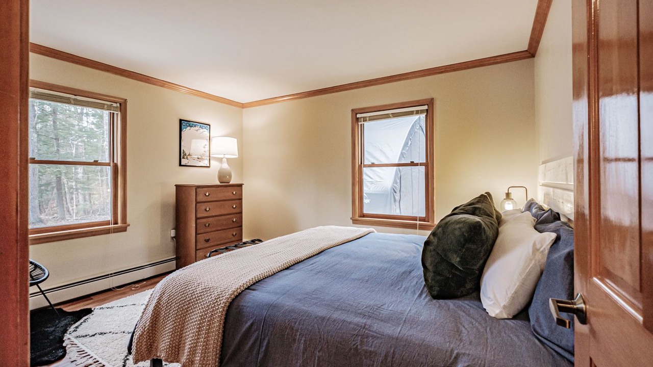 Photo of Bedroom in Bethel