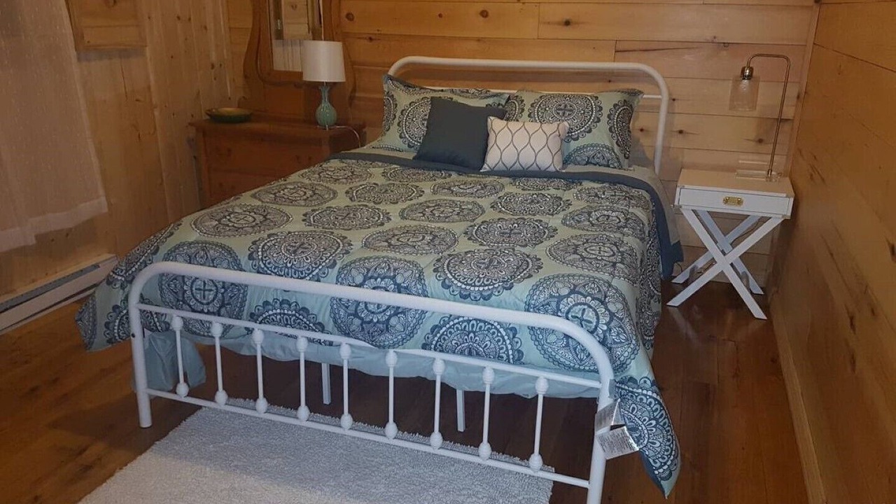 Photo of Bedroom in Juan de Fuca Electoral Area