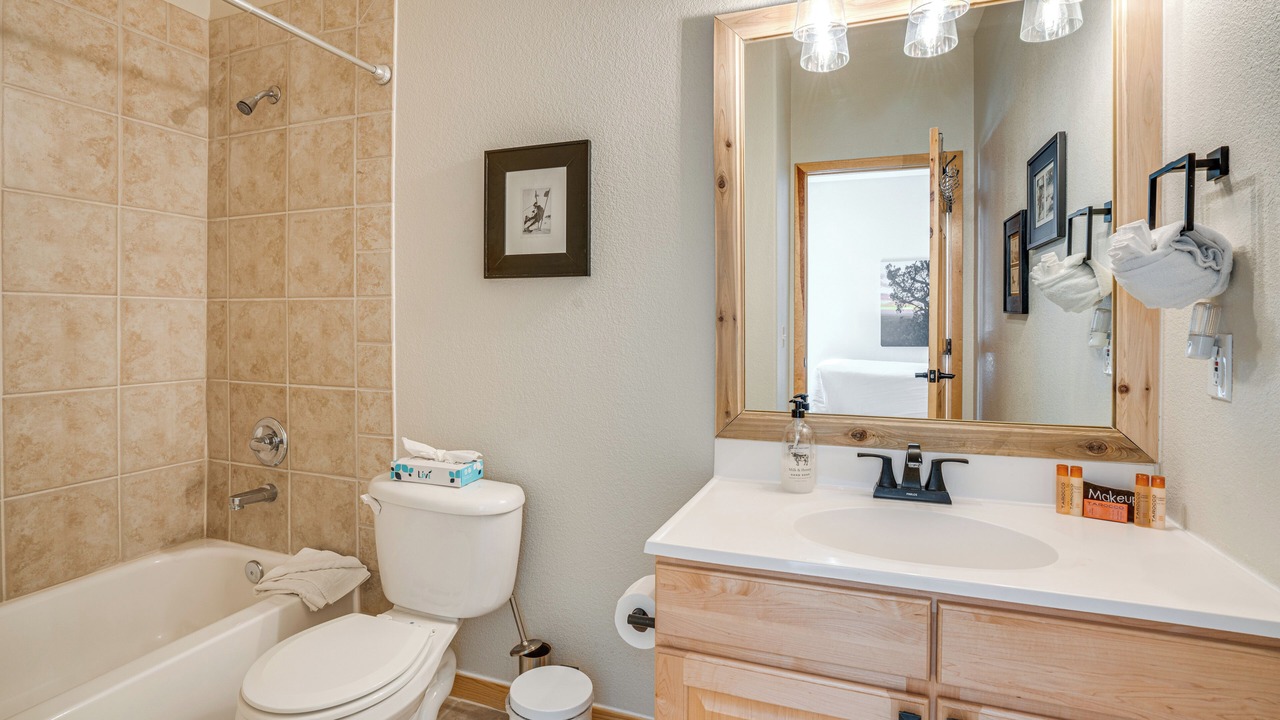 Photo of Bathroom in Wildernest