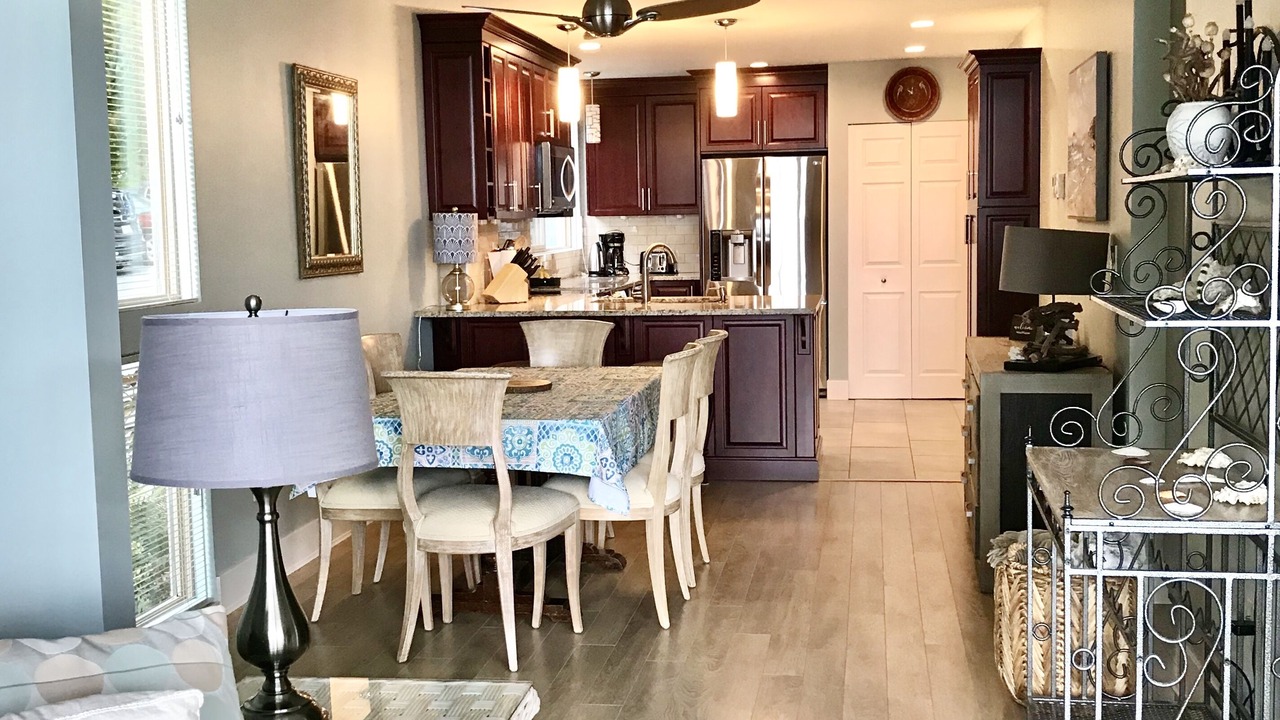 Photo of Livingroom in Yellow Point