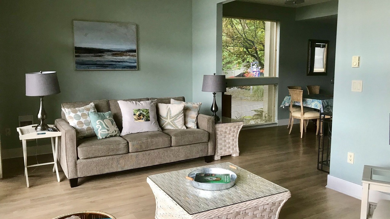 Photo of Livingroom in Yellow Point