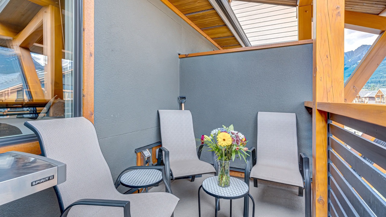 Photo of Patio Balcony in Canmore
